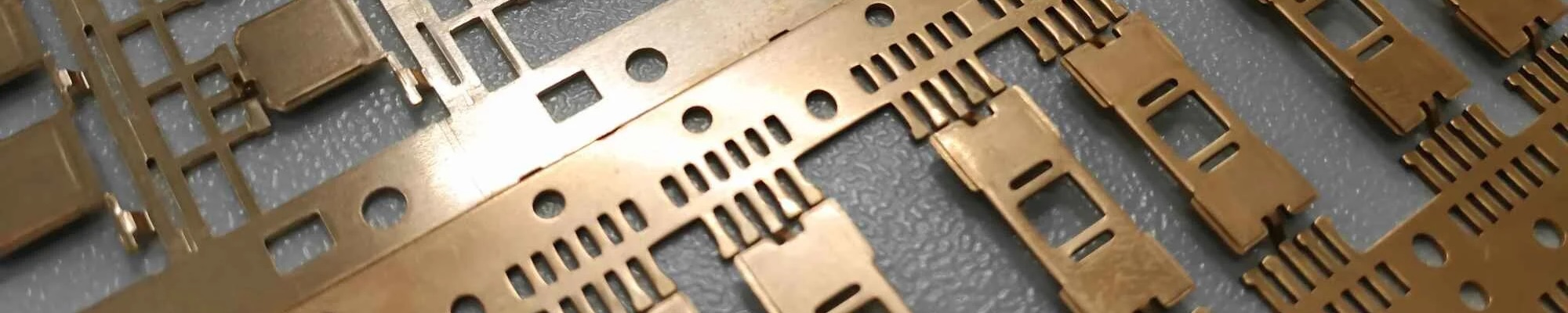 semiconductor lead frame for electronic chip